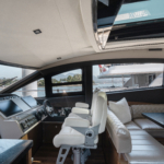 010-TROUBADOUR-65-Sea-Ray-Helm-39-X9ZCTxfc