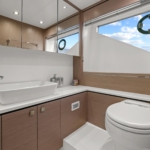 15_Master-bathroom_THOM6926-5Zb5gftv