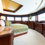 QUEEN-MAVIA_20_SW_VIP-suite_Queen-Mavia-137_LR-Raj9GV2p