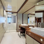 X-Sanlorenzo_08_MASTER-EN-SUITE-LR-EpHHGLWL