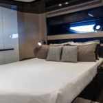 YB_17_Double-guest-stateroom_IMG_1299-Custom_LR-vL3q5kW4